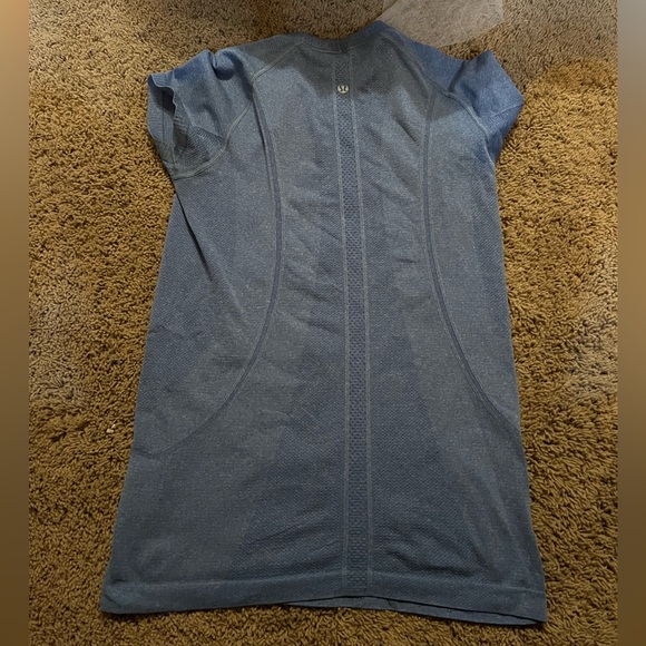 Lululemon swiftly tech top - Picture 2 of 3
